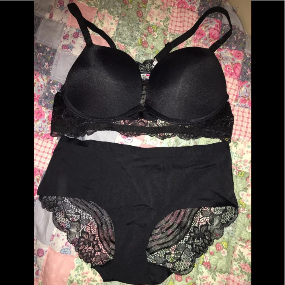 Bella Bra&Panty Set 34C&Small